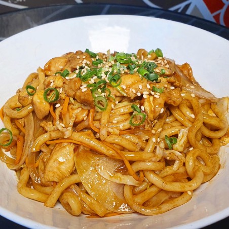 Yaki udon (pollastre)
